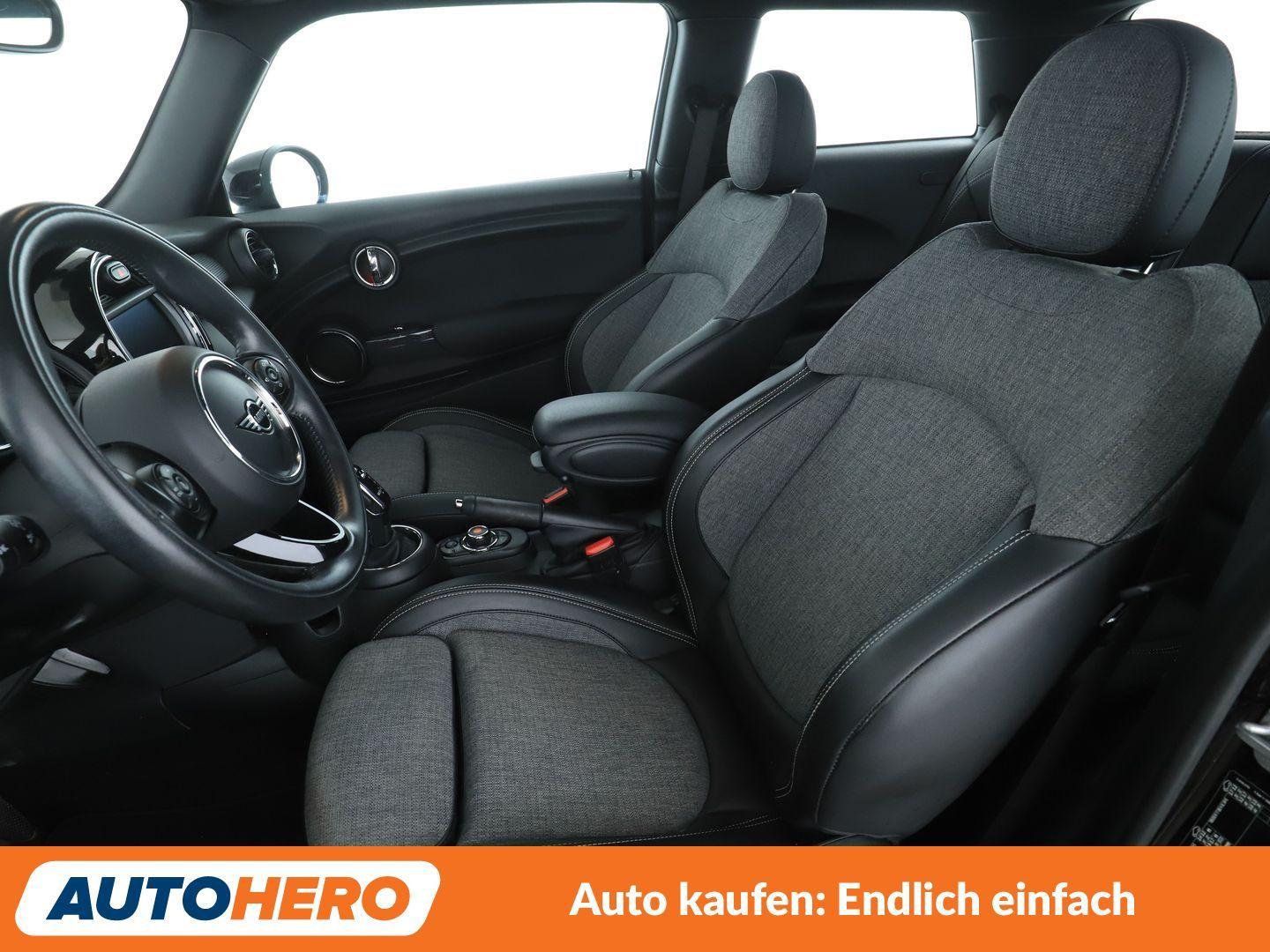MINI Cooper Aut.*NAVI*LED*PDC*SHZ*KLIMA*TEMPO*
