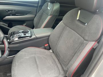 Fahrzeugabbildung Hyundai TUCSON 1.6 T-GDi 150PS DCT 48V 2WD N LINE Assip.