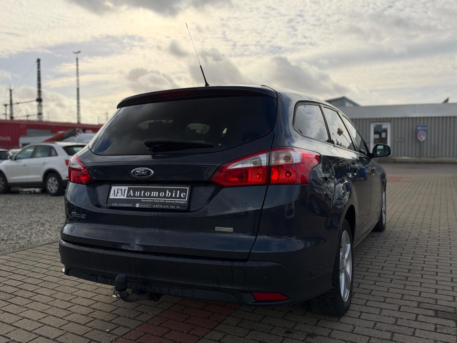 Ford Focus 2014 — photo 6