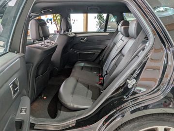 Mercedes-Benz E 220 E -Klasse T-Modell GEWERBEEXPORT