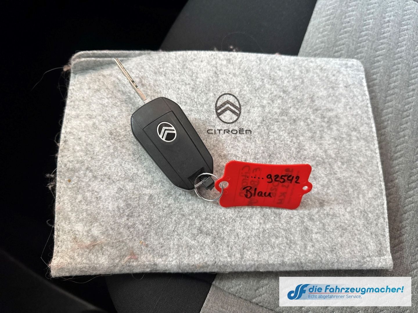 Fahrzeugabbildung Citroën Berlingo Plus Elektromotor M LED Apple CarPlay A