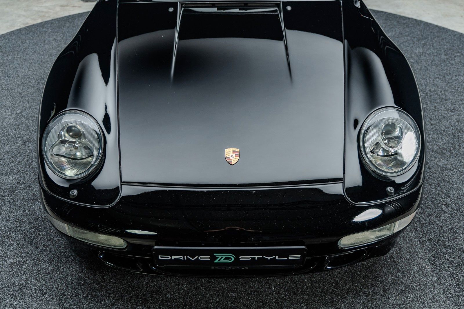 Fahrzeugabbildung Porsche 993 Carrera 4S + Bilstein + RS Sitze + Käfig