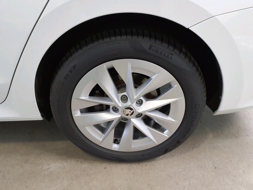 Skoda Octavia iV Combi Ambition 1.4 TSI 150kW PDC*Temp