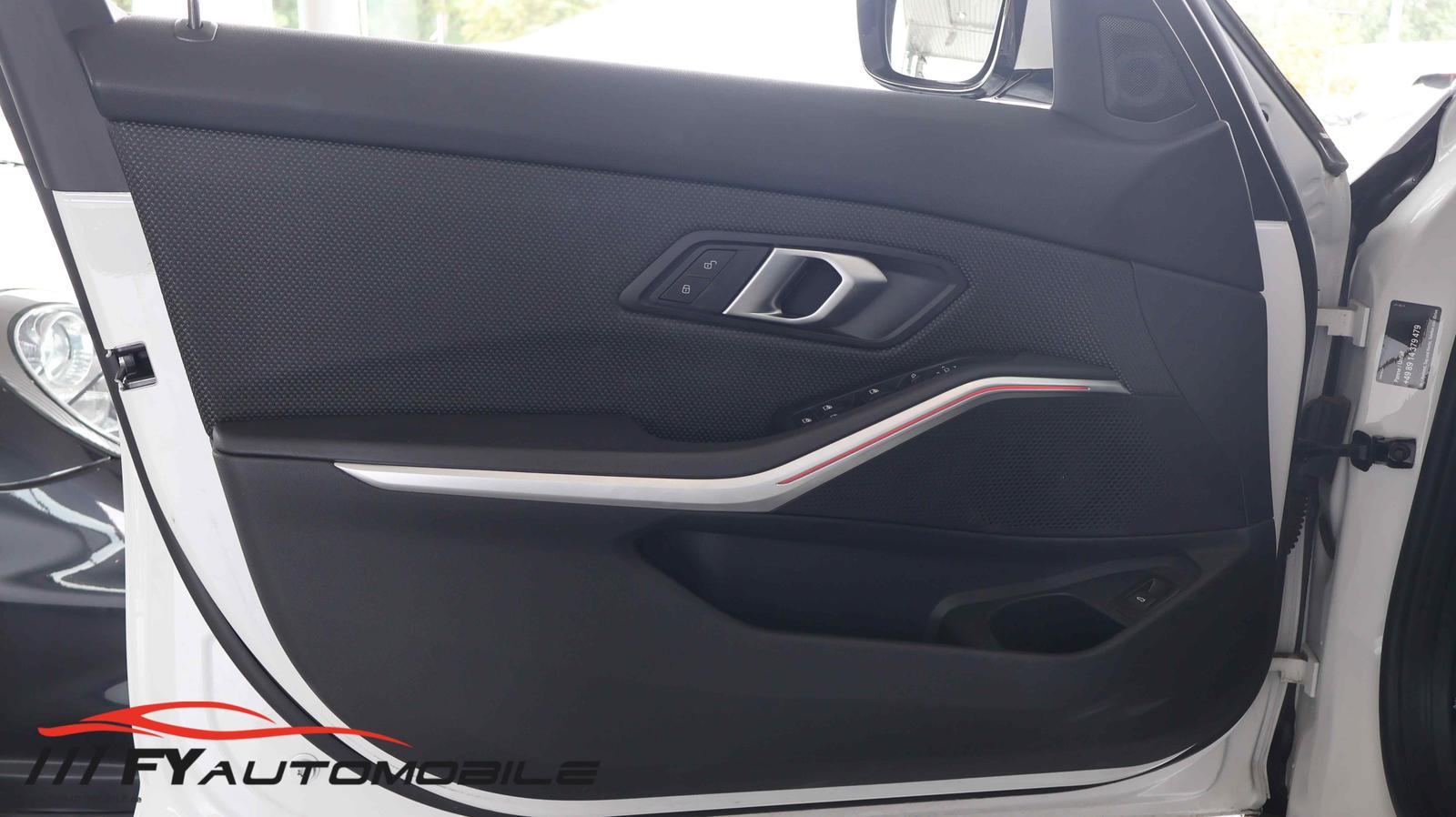 BMW 3 Series 320 d xDrive Laser LED C.Play, миниатюра 15