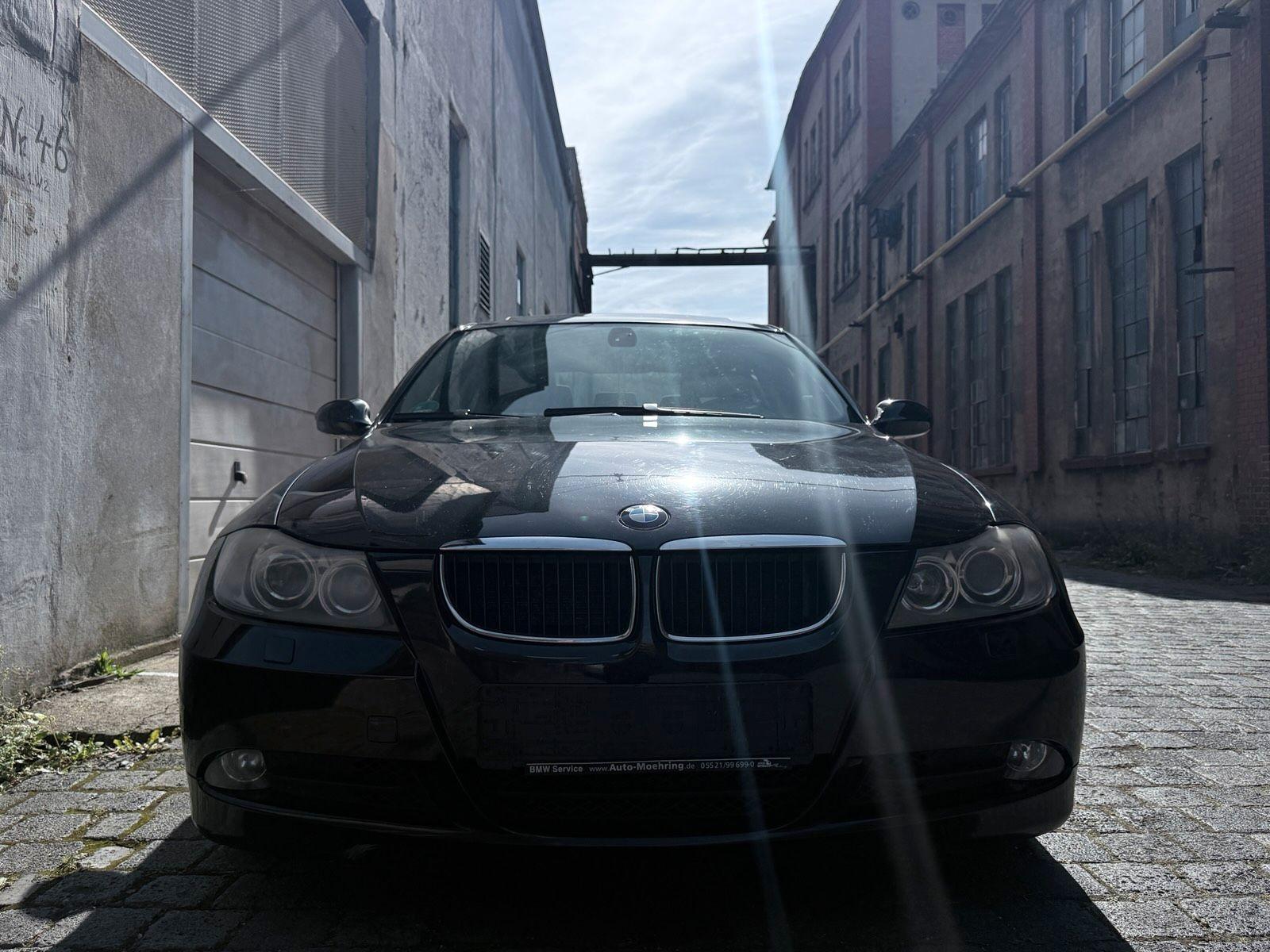 BMW 320