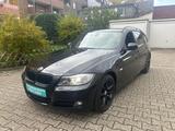 BMW 320 Baureihe 3 Touring 320i, *LEDER NAVI XENON* - BMW 320 aus 2008: Kombi