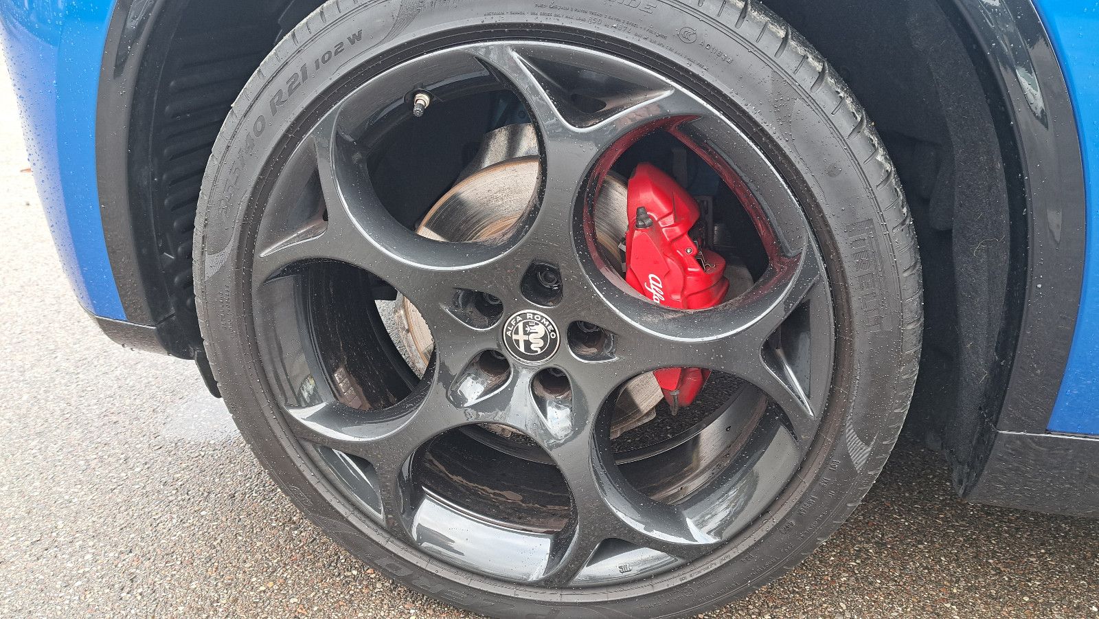 Fahrzeugabbildung Alfa Romeo Stelvio Competizione Q4