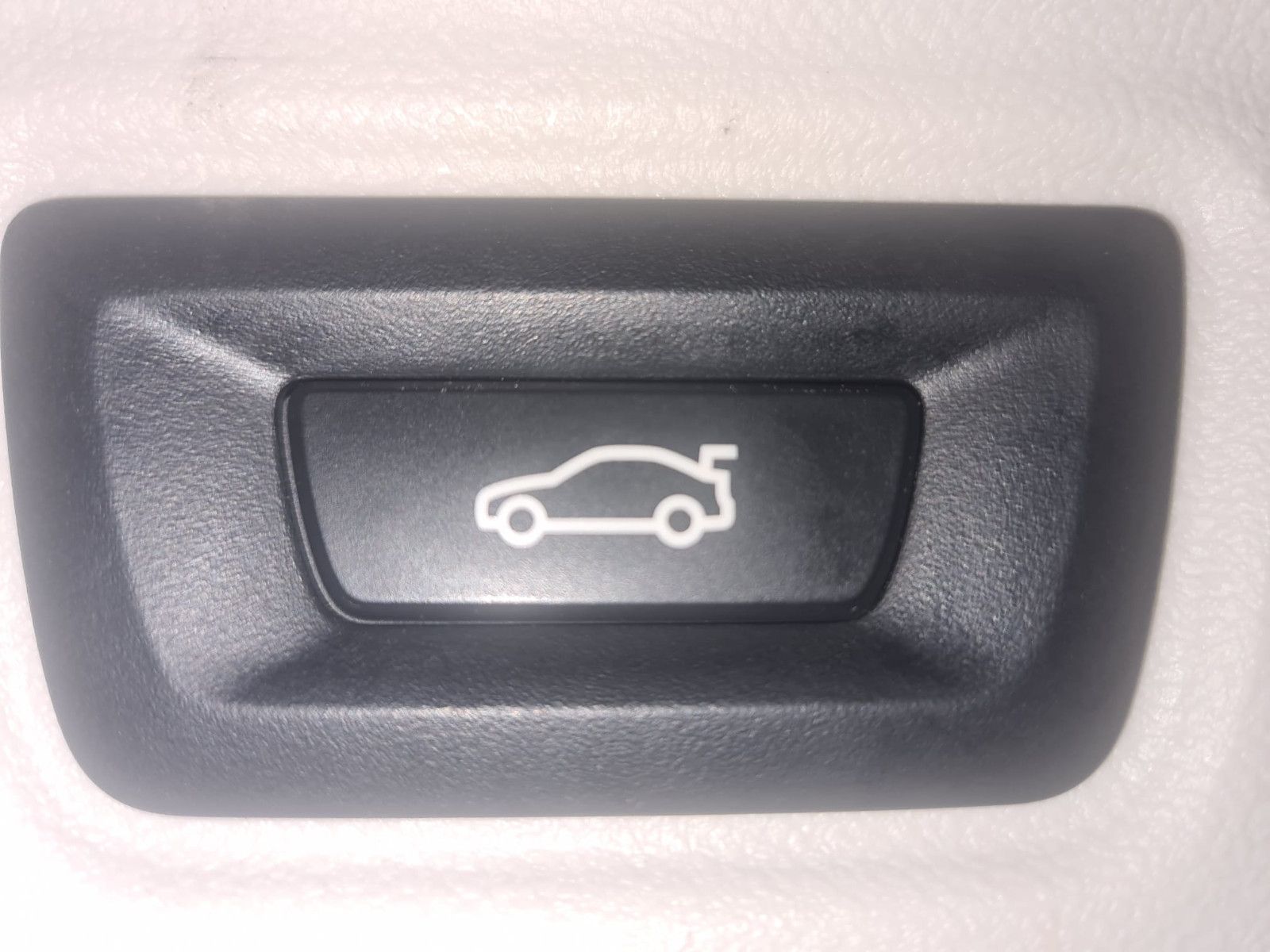 Fahrzeugabbildung BMW 320 Touring 320 d xDrive / LED / NAVI / DIGITAL