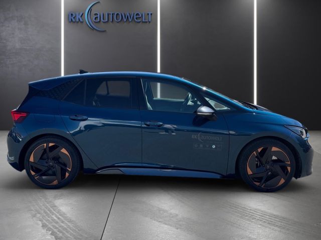 Born 58kWh Navi Wärmep. HuD 20'' Glasdach ACC