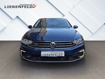 Volkswagen Passat - 2