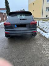 Porsche Cayenne Diesel  - blaue Porsche Cayenne