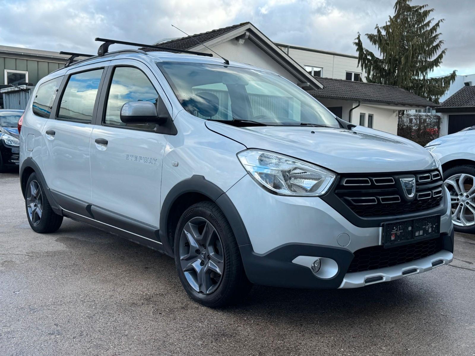 Dacia Lodgy Stepway Celebration 7-sitzer