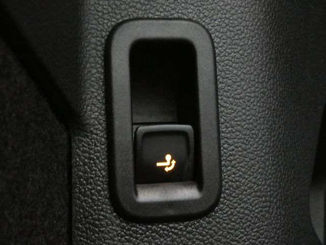 Golf 1.5 TSI R-Line AHK ACC SHZ APP CONNECT LED