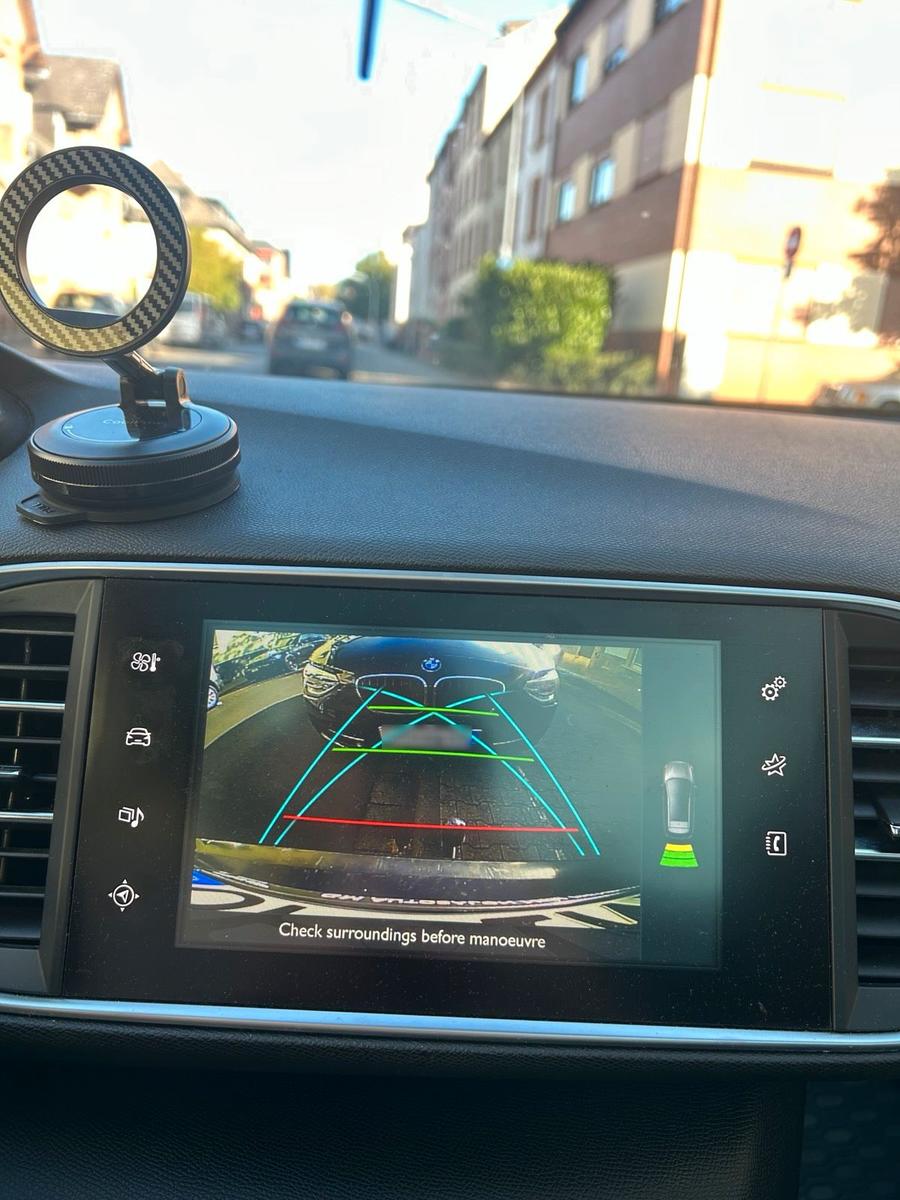 Peugeot 308 2015 — photo 12