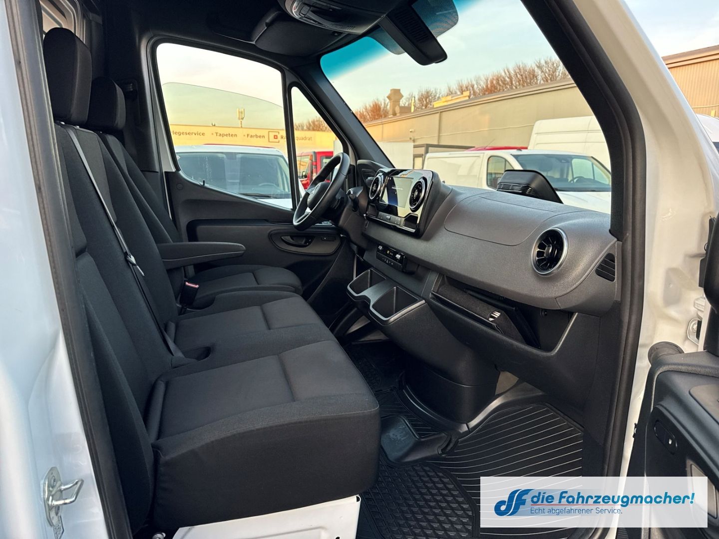 Fahrzeugabbildung Mercedes-Benz Sprinter III Kasten RWD AWD 317 CDI PRO L2 Nav