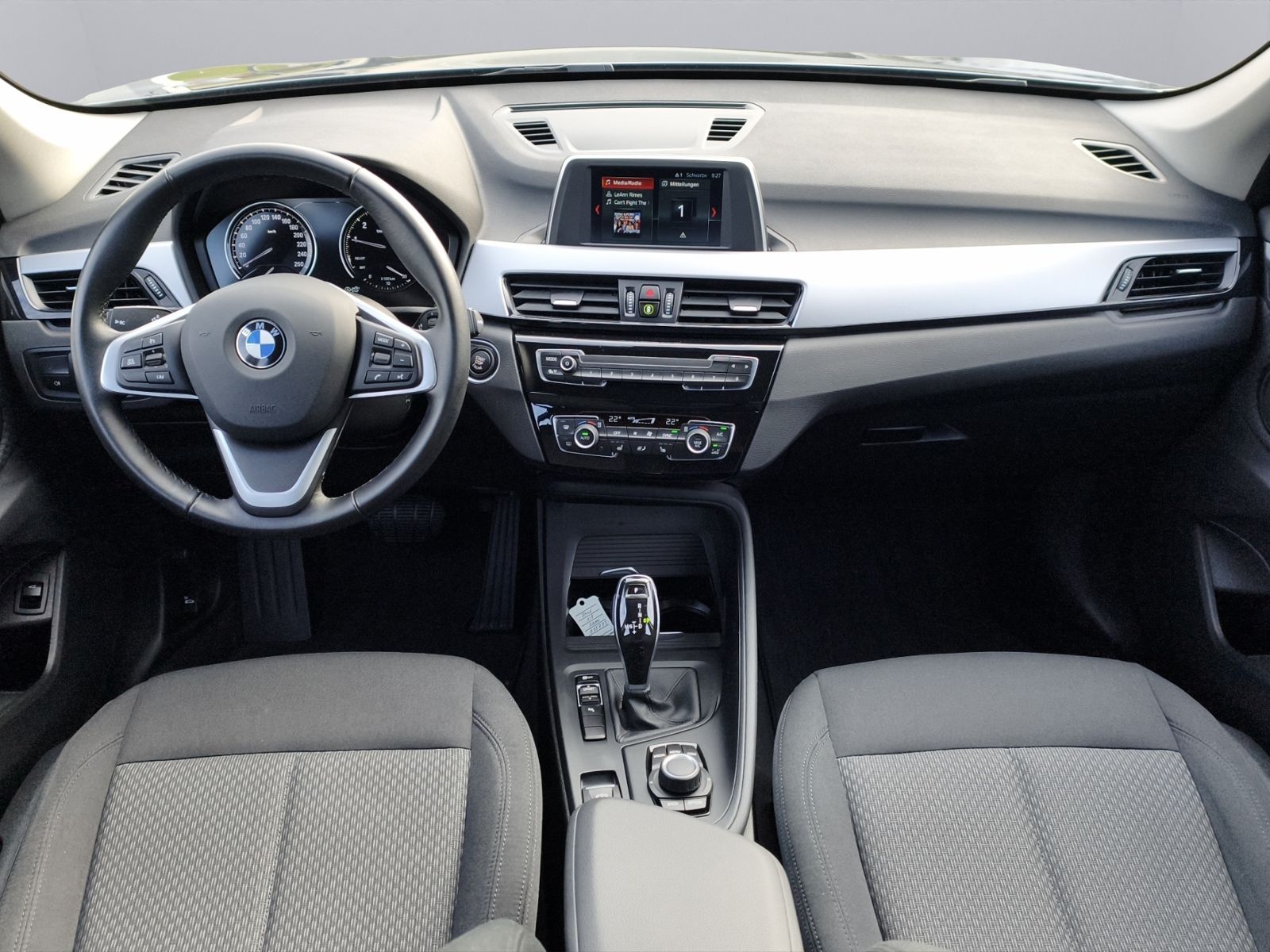 BMW X1 sDrive 18 i Aut. Advantage/SHZ/Einparkhilfe v foto 9