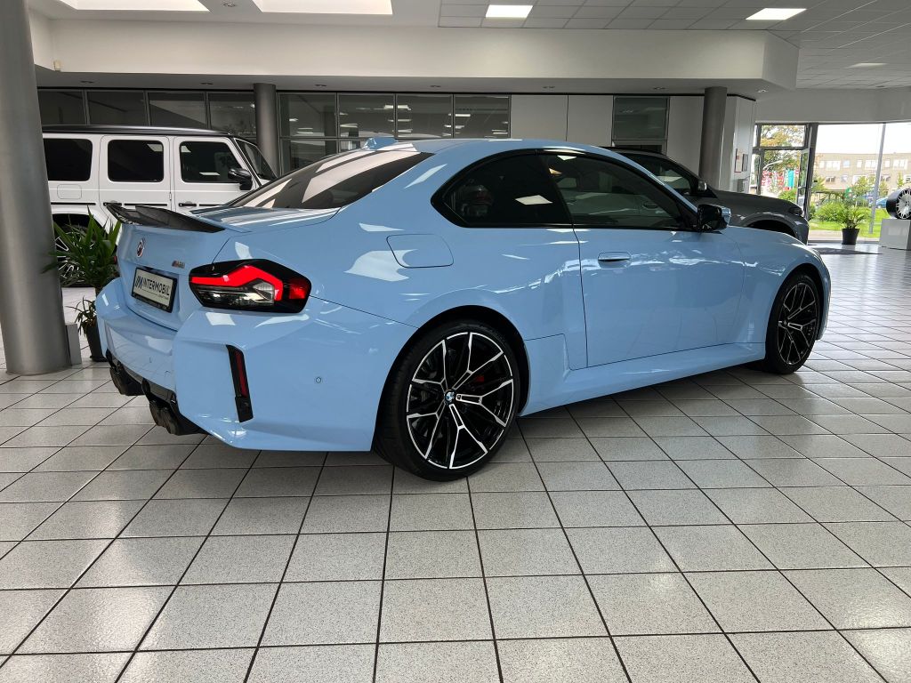 BMW M2 AKRAPOVIC*Schiebed.*H/K*HUD*KAM*KEYL*Leder*