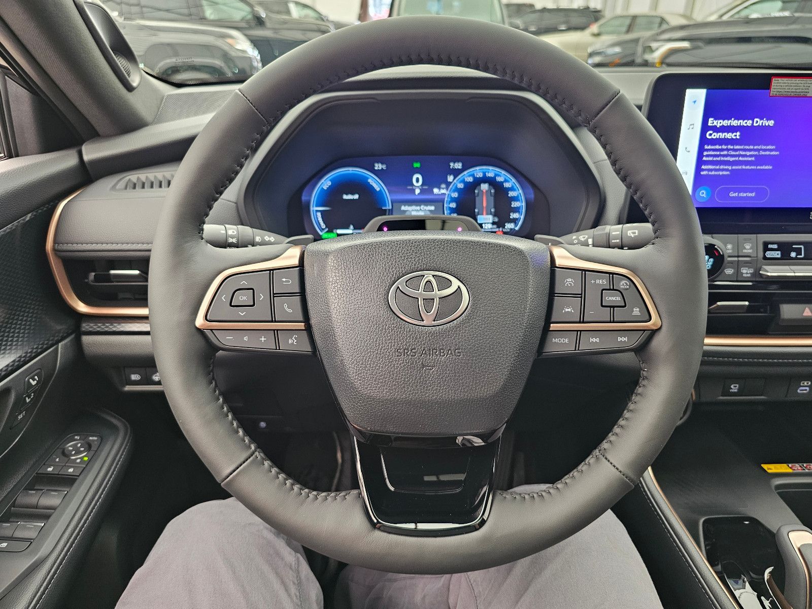 Fahrzeugabbildung Toyota GRAND Platinum Max T1: 68.000 EURO Stock !!!