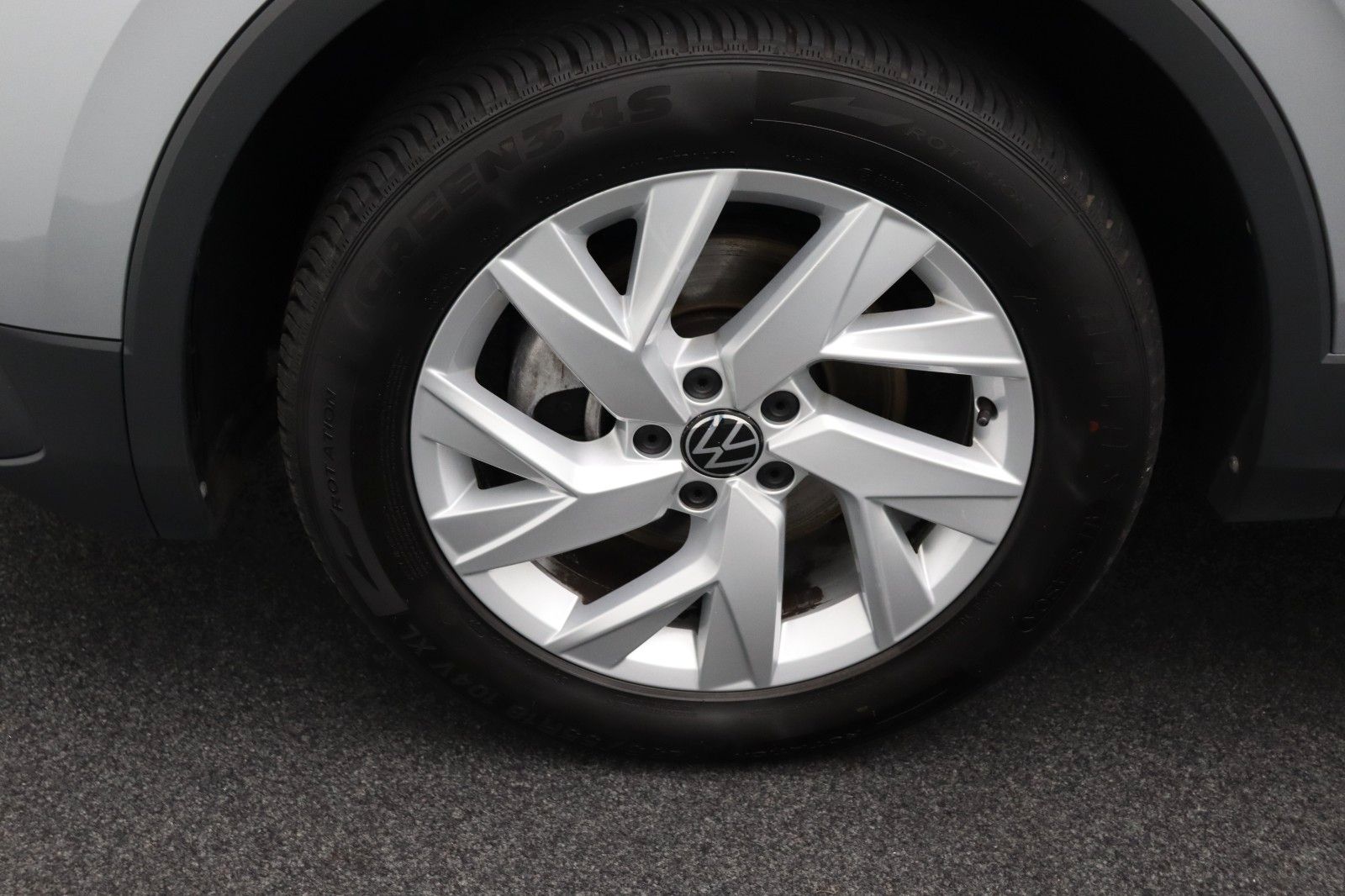 Fahrzeugabbildung Volkswagen Tiguan Allspace Life DSG ACC AHK 7Sitze LED