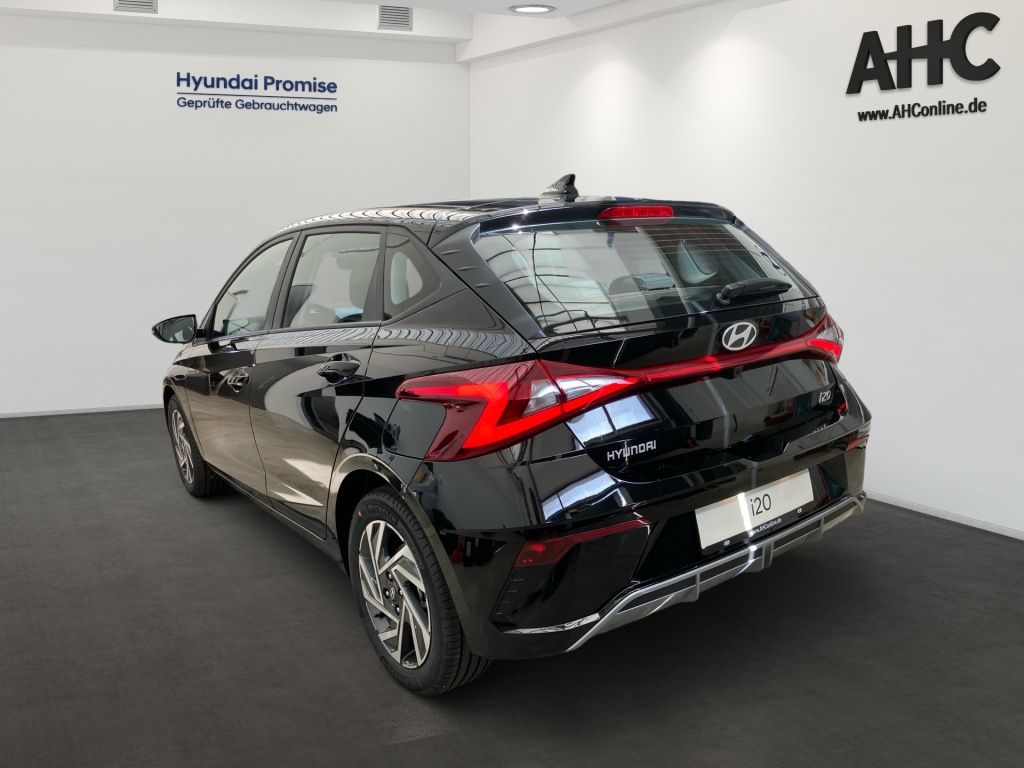 Fahrzeugabbildung Hyundai i20 FL (MY26) 1.0 T-GDI (90 PS) 7-DCT 2WD Trend