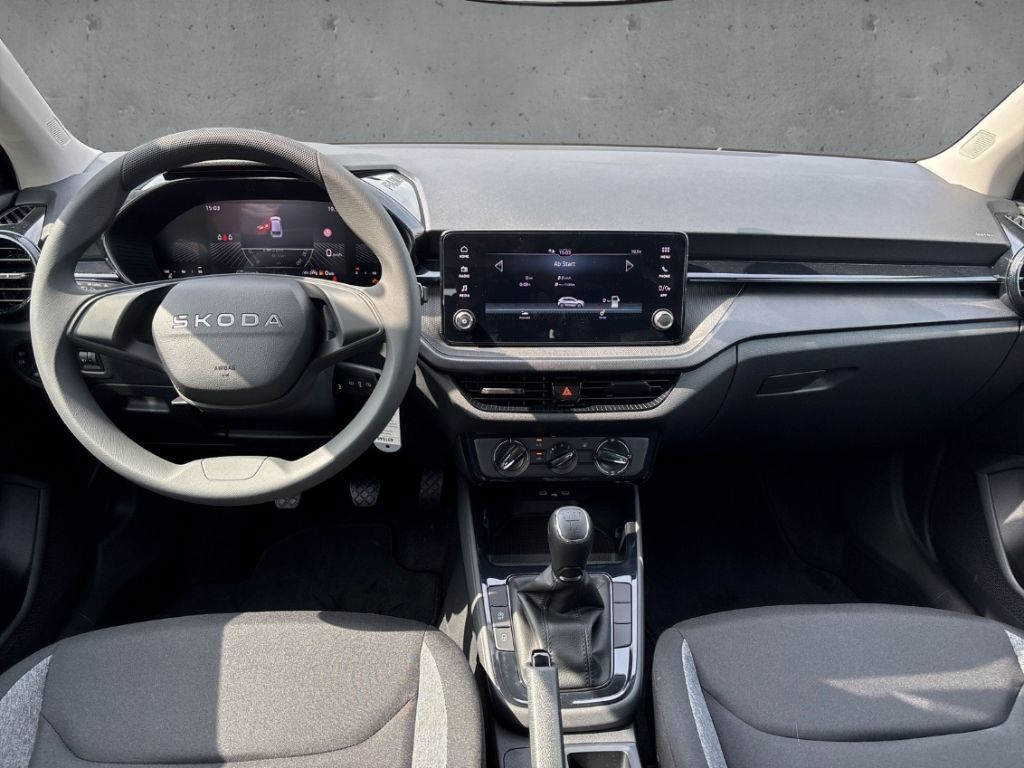 Fahrzeugabbildung SKODA Fabia ESSENCE 1.0 Apple CarPlay Kinders. Vorb.