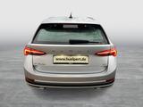 Skoda Octavia Combi 2.0 SCOUT 4X4 LM18 MATRIX CARPLAY - Skoda Octavia: Scout