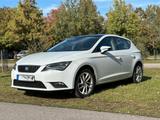 Seat Leon 1.2 TSI "Style" (81 kW)  - Seat Leon mit Benzin-Antrieb: Weiß, Metallic, Limousine, 1.2