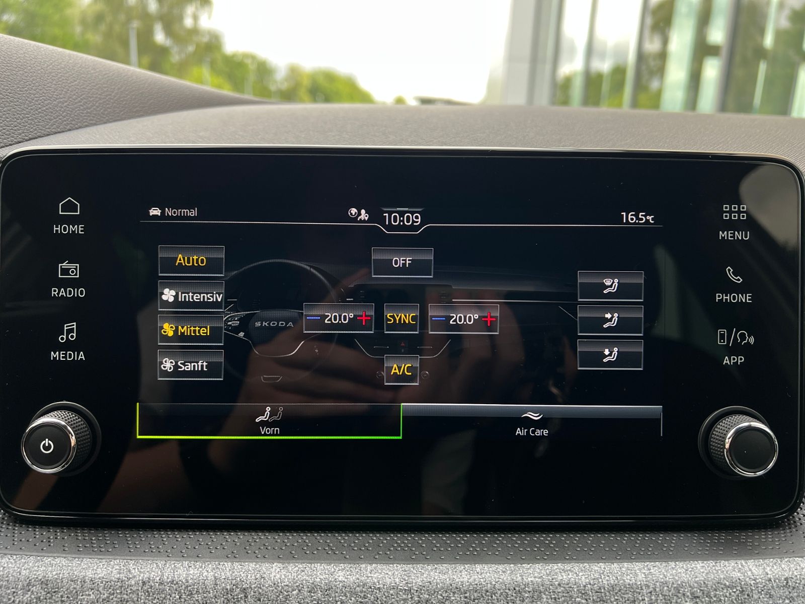 Fahrzeugabbildung SKODA Scala Selection 1.0 TSI DSG *LED, ACC, Kamera, 1