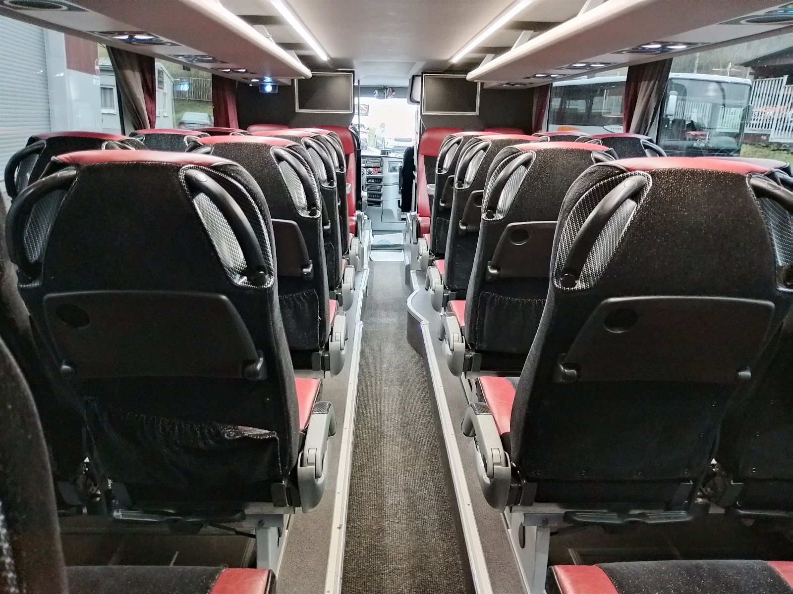 VANHOOL  2018 - Image 22 of 50