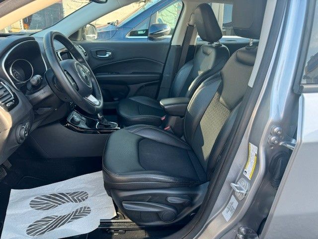 Fahrzeugabbildung Jeep Compass  4WD AUTOMATIK LEDER NAVI KAMERA AHK