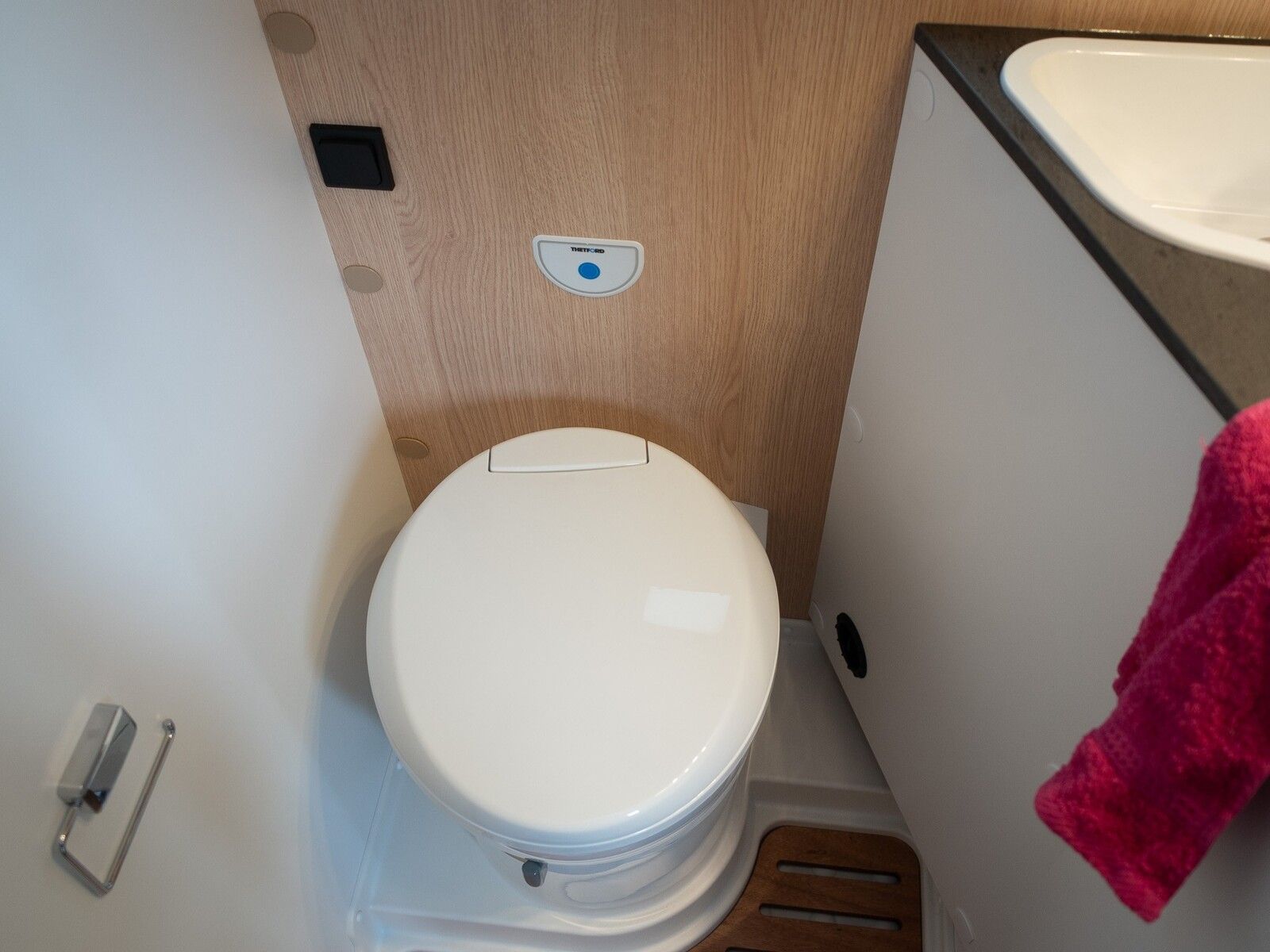 Fahrzeugabbildung Sunlight Adventure Cliff 640 MJ26*Rahmenfenster*Faltverd.