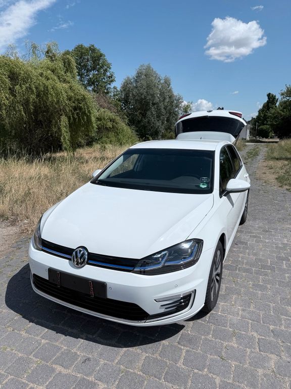 Image of Volkswagen Golf