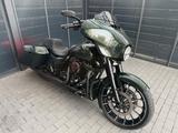 Harley-Davidson Street Glide FLHX 107 Custom Green - Angebote