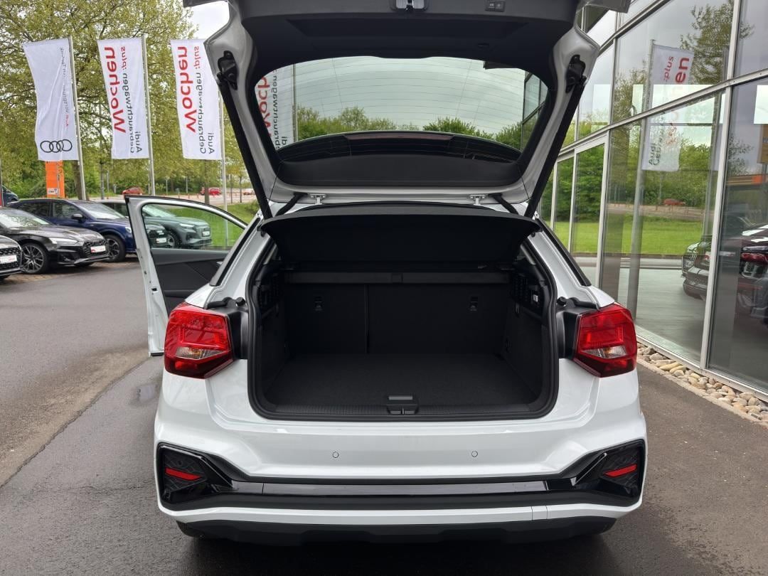 Fahrzeugabbildung Audi Q2 35 1.5 TFSI S-Line Kamera,LED,SHZ,Keyless,PDC