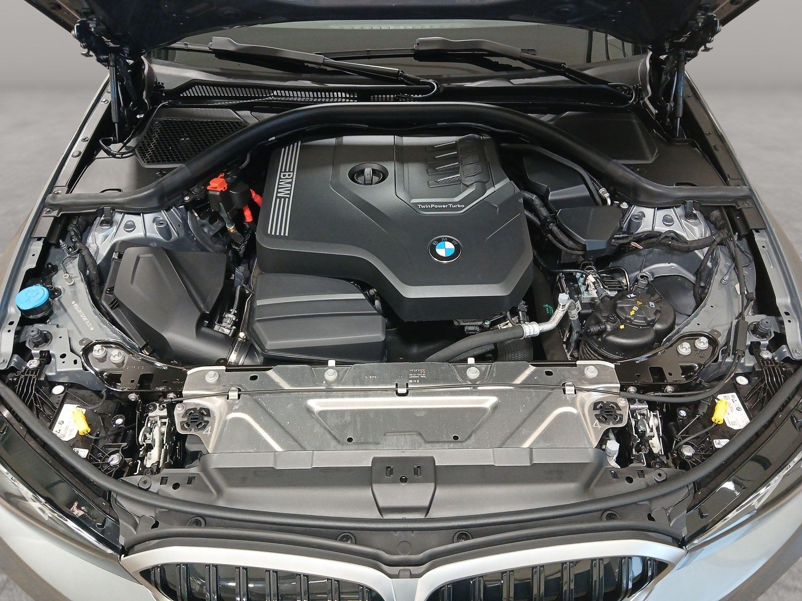 BMW 320 - Bild 14
