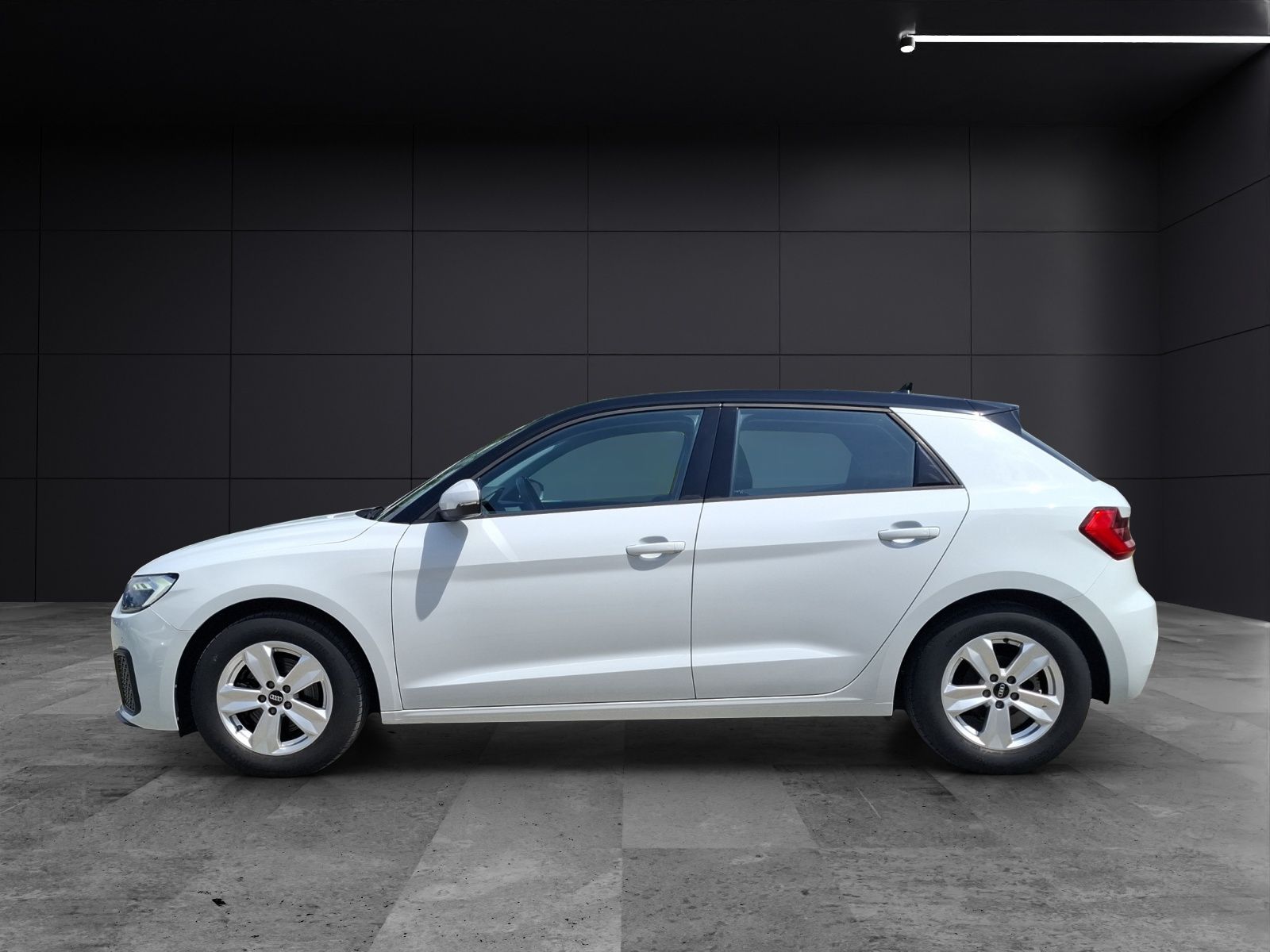 Fahrzeugabbildung Audi A1 Sportback 30 TFSI S-tronic LED Navi AVC GRA P