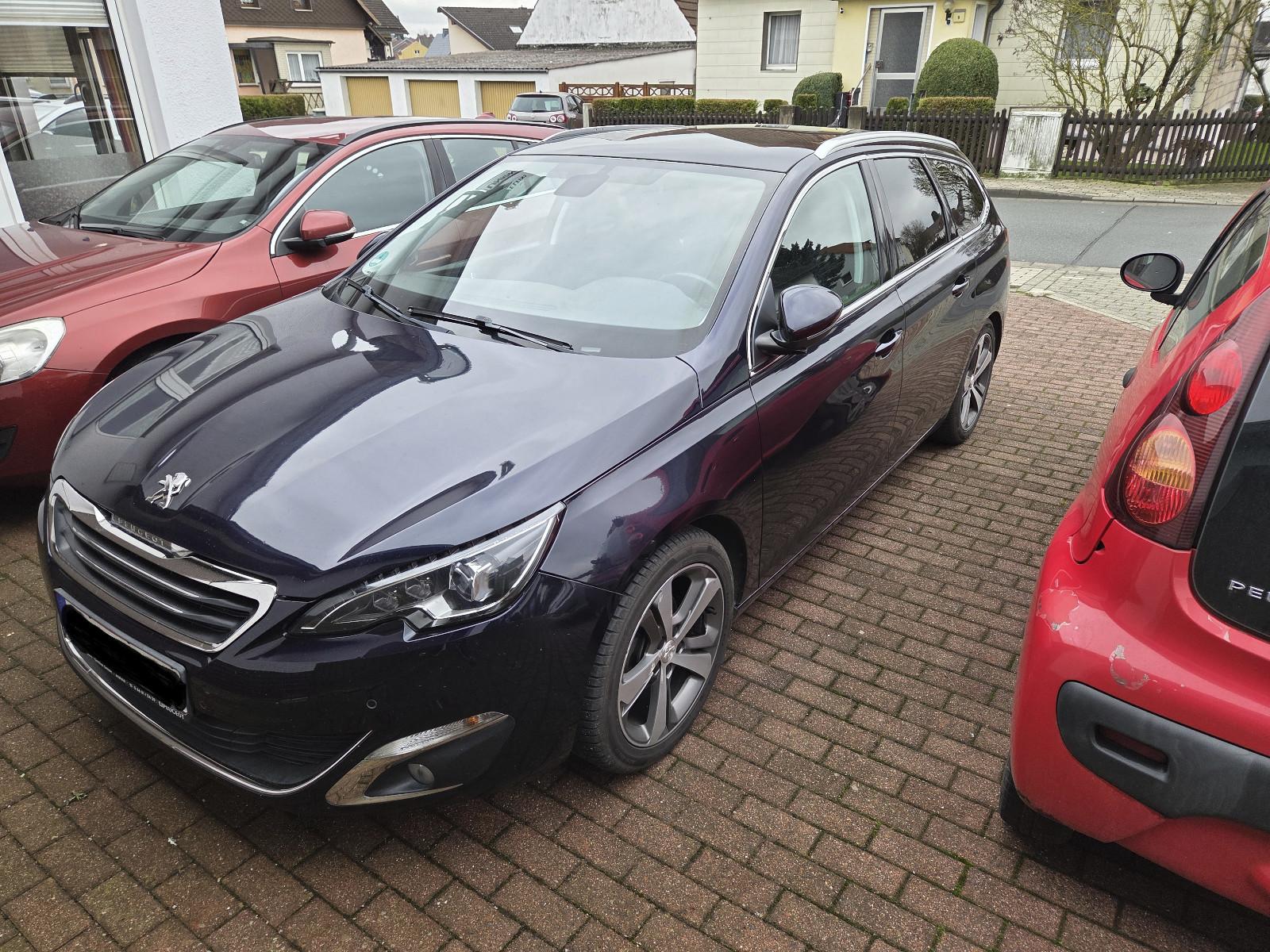 Peugeot 308 SW Allure 1,2   96KW Motor 90.000KM Euro6