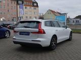Volvo V60 B4 Diesel 197PS Core LEDER STANDHEIZUNG - gebrauchte Volvo V60 aus dem Jahr 2024