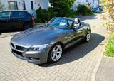 BMW Z4 sDrive18i - M Pakete/Leder/Sitzh/SH-gepf/18" - BMW Z4 in Aachen