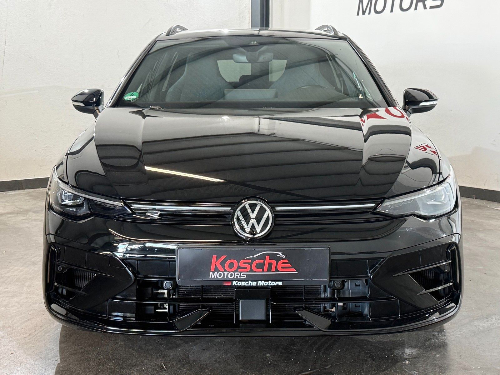 Volkswagen Golf VIII R 4 Motion Variant 2.0 TSI 5 Jahre Gar foto 3