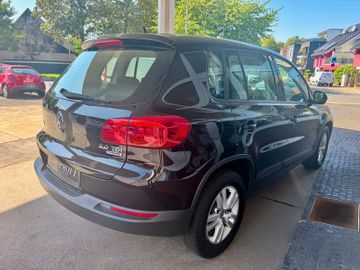 Volkswagen Tiguan - 8