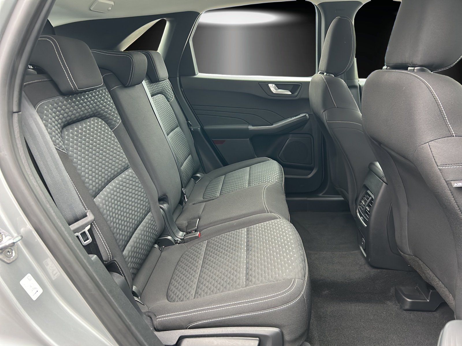 Fahrzeugabbildung Ford Kuga 2.5 Cool & Connect Aut./PDC/GRA/NAVI/SHZ/