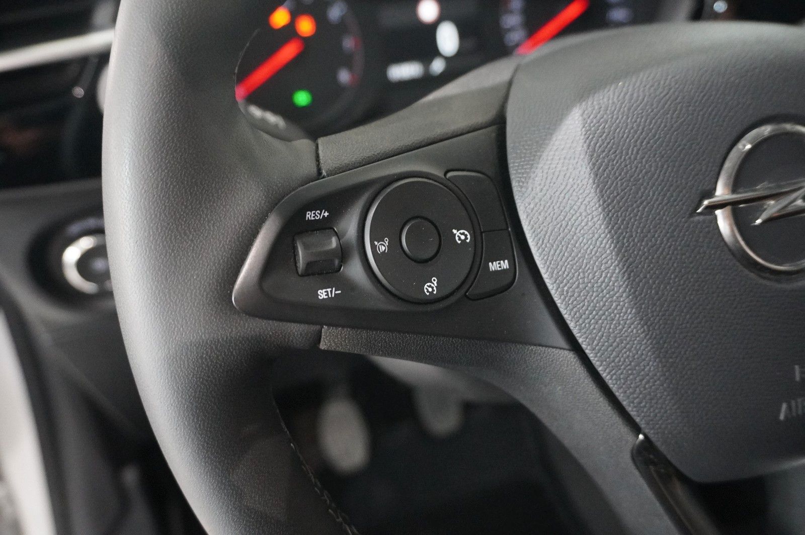 Fahrzeugabbildung Opel Corsa F 1.5D ELEGANCE NAVI/LED/KAMERA/TEMP/DAB+