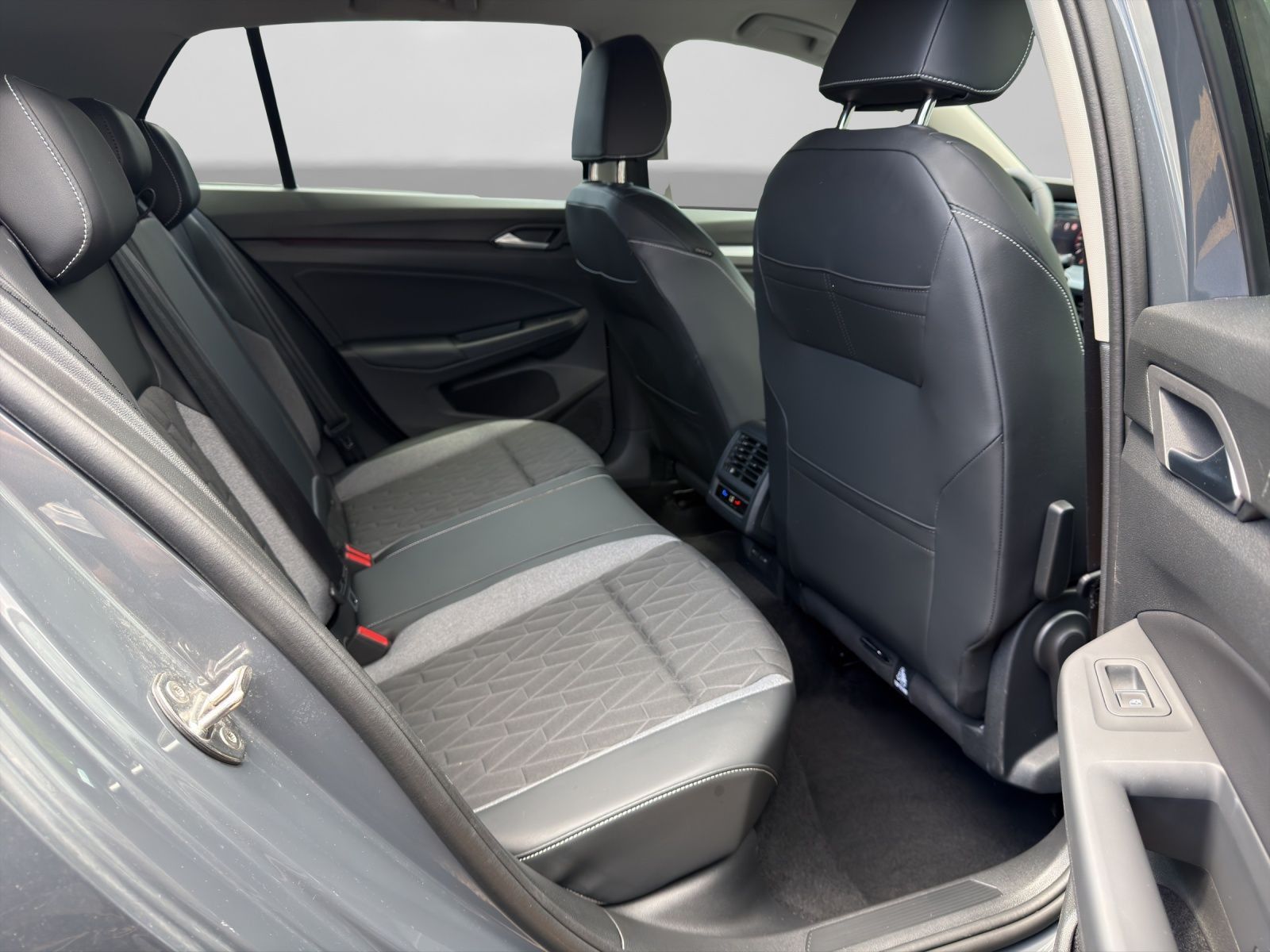 Volkswagen Golf - Bild 7