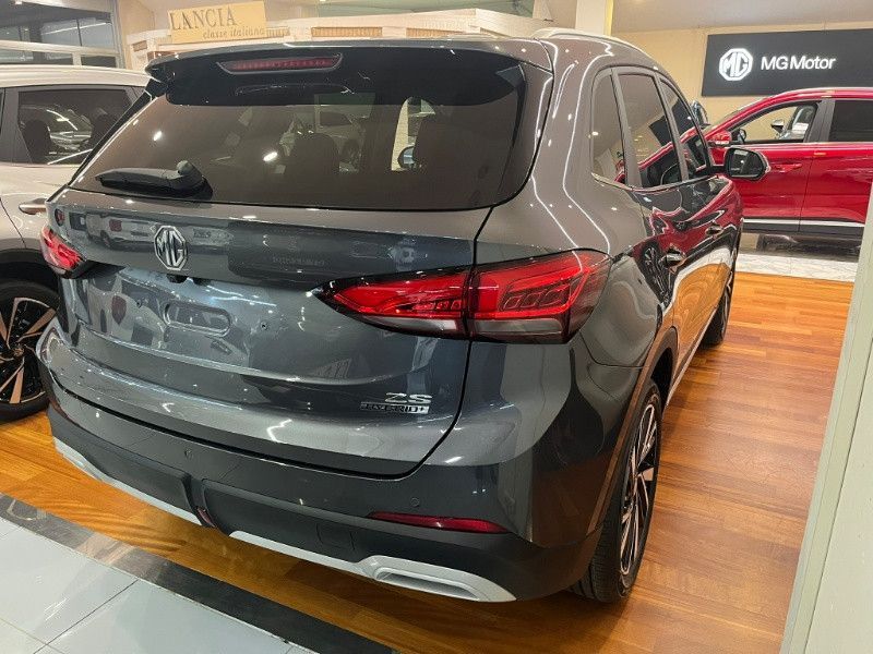MG ZS 1.5 Hybrid+ Luxury imagem 3