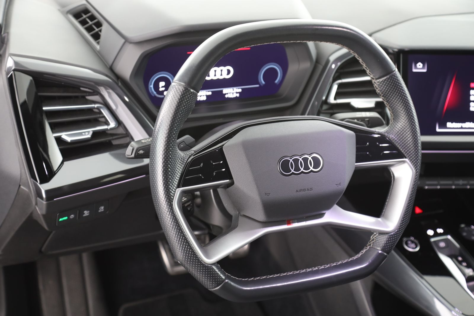 Audi Q4 e-tron - Bild 14