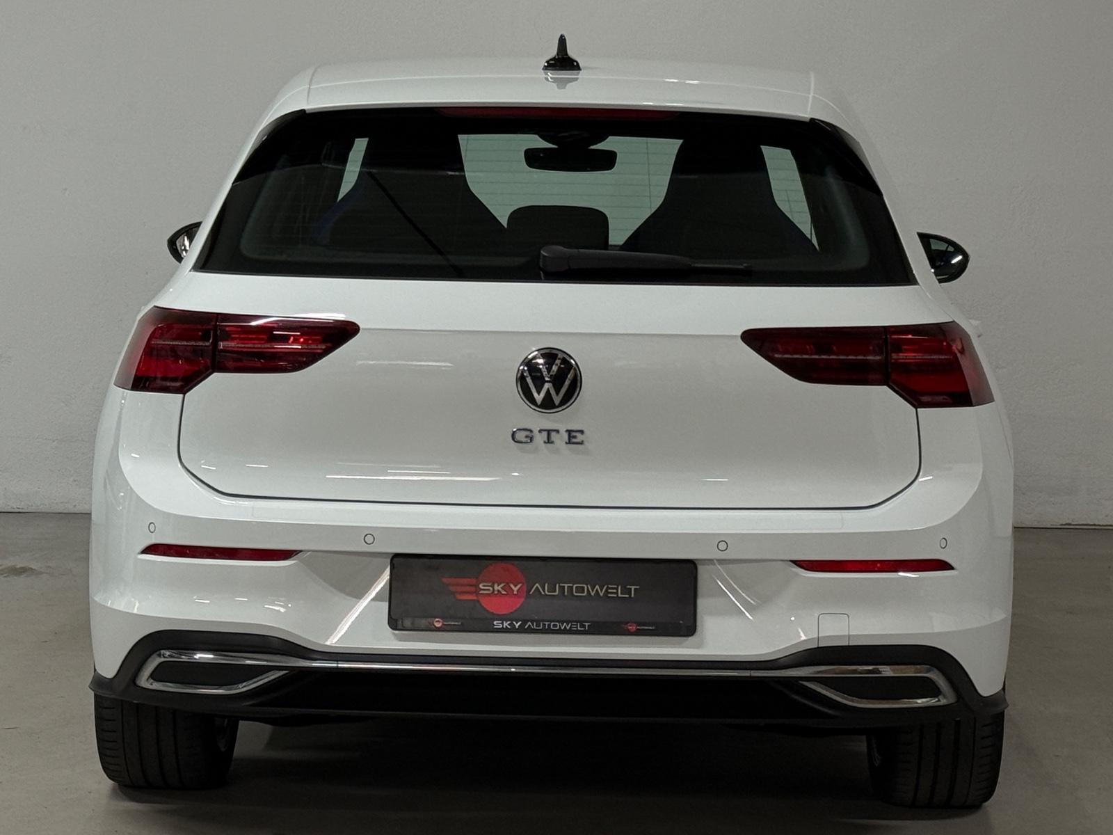 VOLKSWAGEN GOLF - 8 - HYBRID - 150 ch - BVA - PACK SPORT