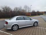 Opel Vectra 1.8 Edition Edition - Opel Vectra mit Benzin-Antrieb: Limousine, 1.8
