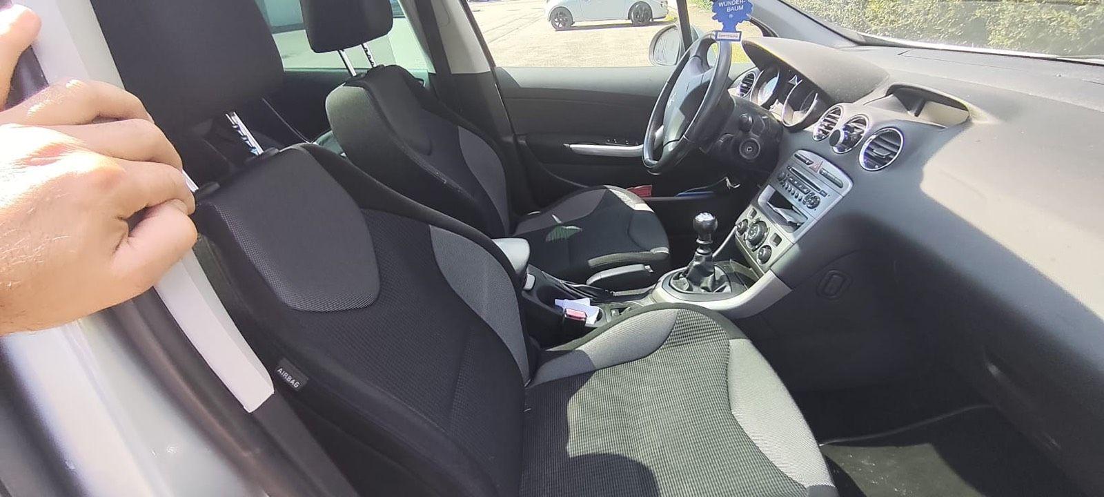 Peugeot 308 2012 — photo 5