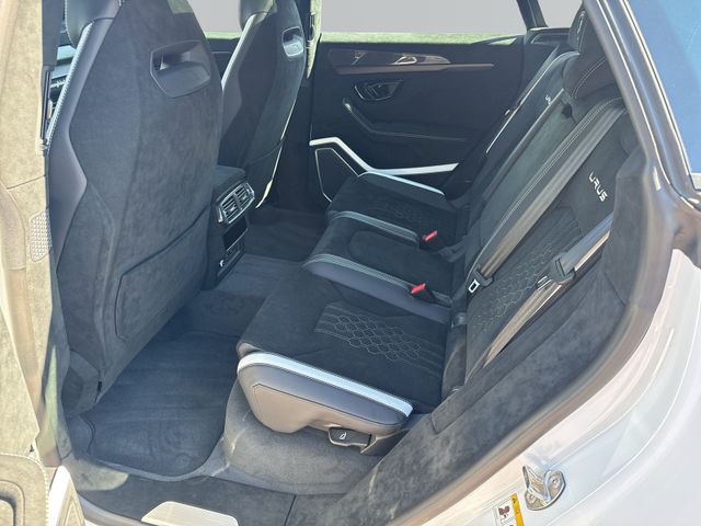 LAMBORGHINI Urus – Bild 10